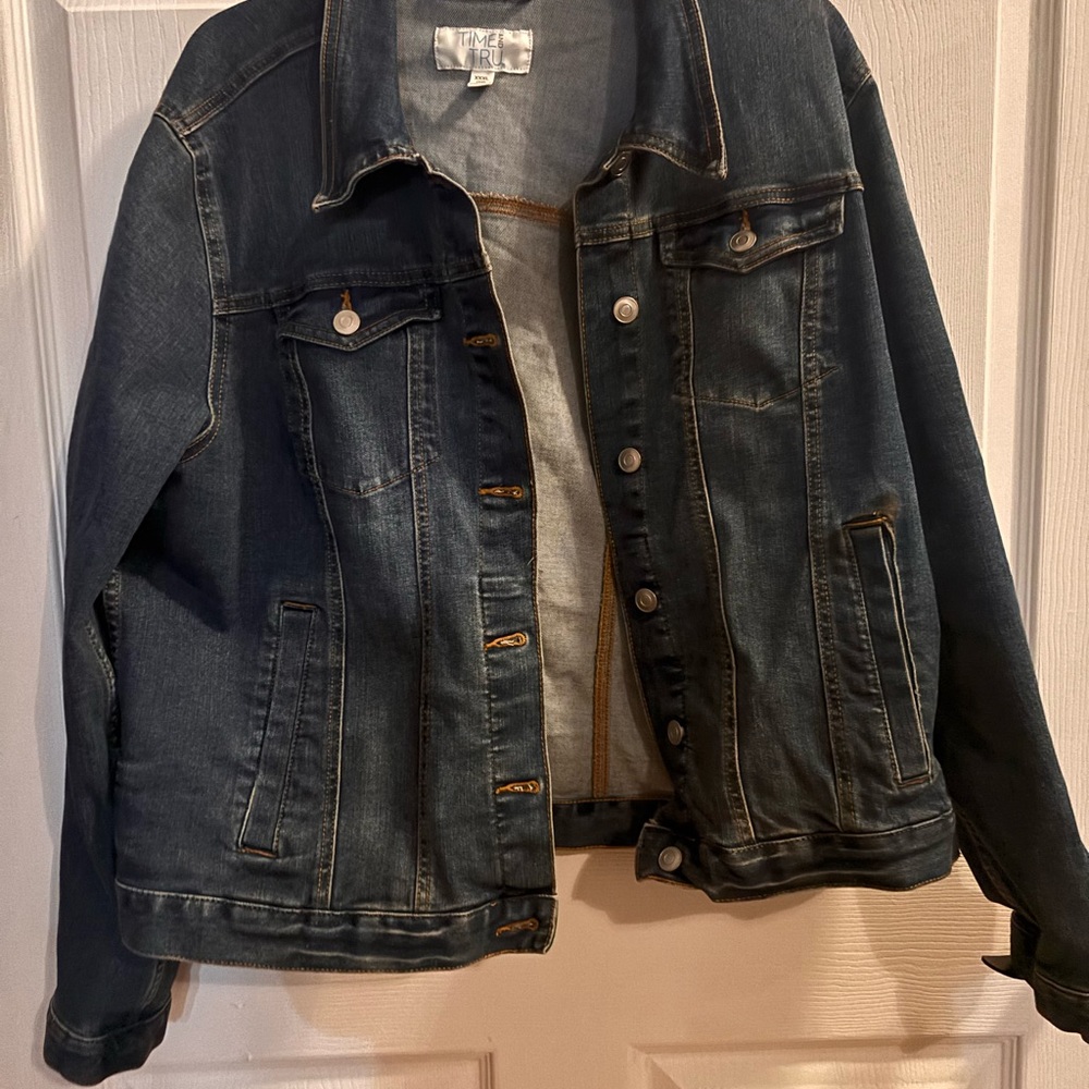 Time and Tru Dark Denim Jean Jacket